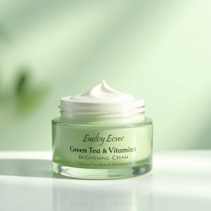 Green Tea & Vitamin C Brightening Cream